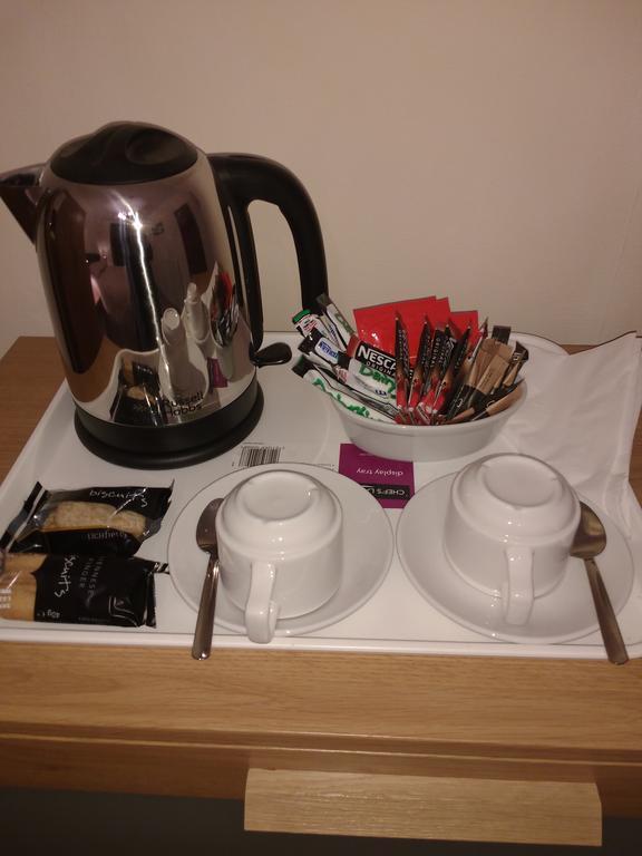 Acton Lodge Guest House Londen Kamer foto